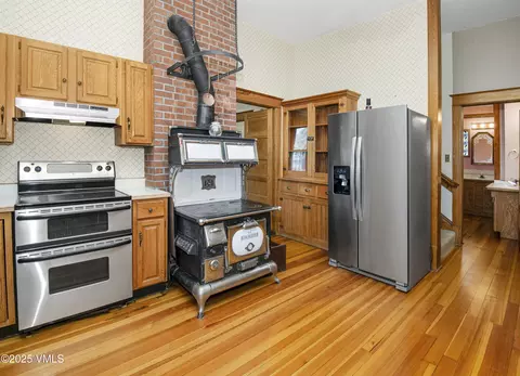 Kitchen - 409 Washington St, Eagle, CO 81631 photo 1 of 3