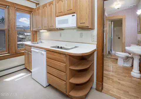 Kitchen - 409 Washington St, Eagle, CO 81631 photo 2 of 3