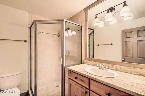Bath - 121 Hackamore Rd #A, Edwards, CO 81632 photo 4 of 4