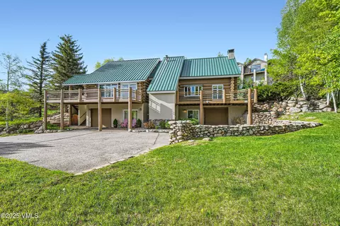Exterior - 121 Hackamore Rd #B, Edwards, CO 81632 photo 1 of 7