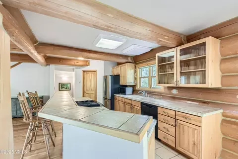 Kitchen - 121 Hackamore Rd #B, Edwards, CO 81632 photo 2 of 3