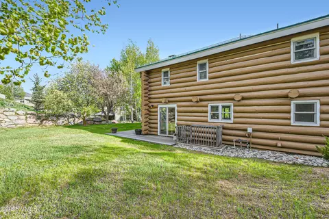 Exterior - 121 Hackamore Rd #B, Edwards, CO 81632 photo 5 of 7