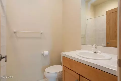 Bath - 4765 Wildridge Rd, Avon, CO 81620 photo 7 of 7