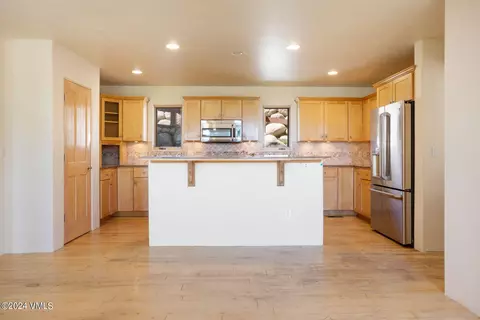 Kitchen - 4765 Wildridge Rd, Avon, CO 81620 photo 3 of 3