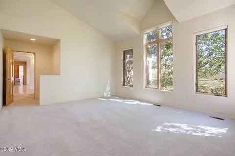 Living - 4765 Wildridge Rd, Avon, CO 81620 photo 4 of 6