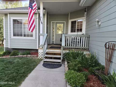 42 Aztec Ct, Gypsum, CO 81637