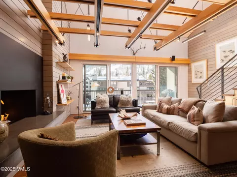 62 E Mdw #302, Vail, CO 81657 photo 3
