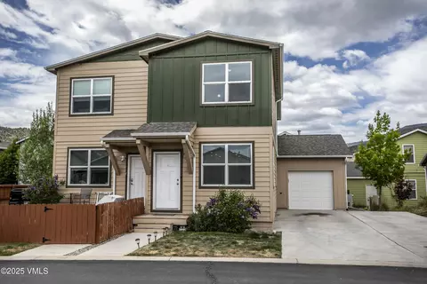 39 Brook Trout Loop, Gypsum, CO 81637 photo 2