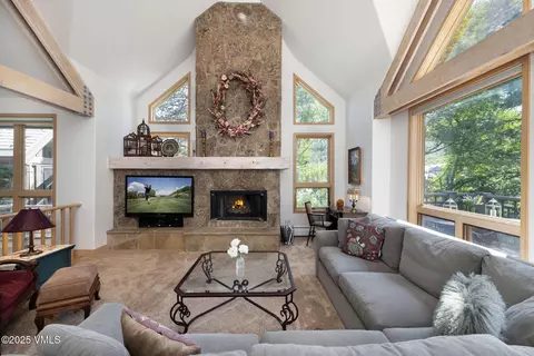 111 Scott Hill Rd #17, Beaver Creek, CO 81620