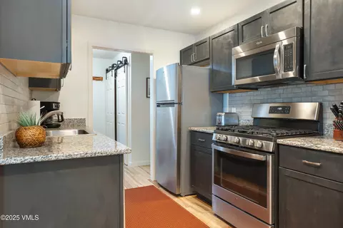 Kitchen - 909 Red Sandstone #B2, Vail, CO 81657 photo 2 of 4