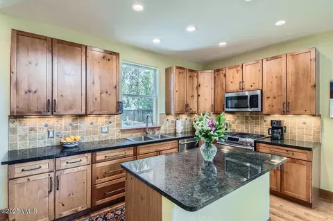 Kitchen - 41 Wren Ct, Eagle, CO 81631 photo 1 of 2