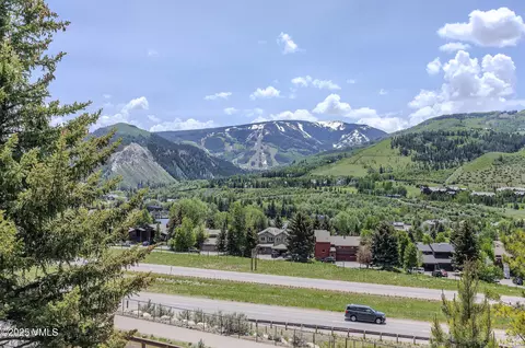 600 Nottingham Rd #8, Avon, CO 81620