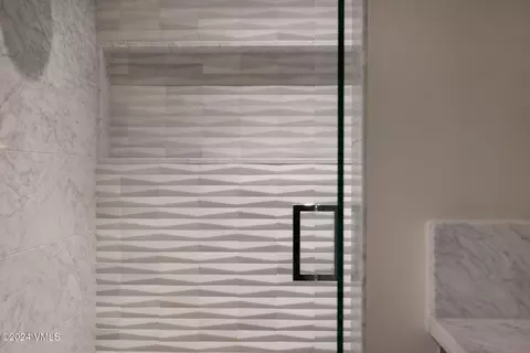 Bath - 366 Forest Rd, Vail, CO 81657 photo 12 of 17