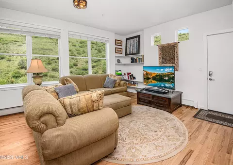 511 Metcalf Rd #I27, Avon, CO 81620