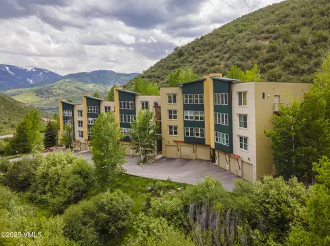 511 Metcalf Rd #I27, Avon, CO 81620