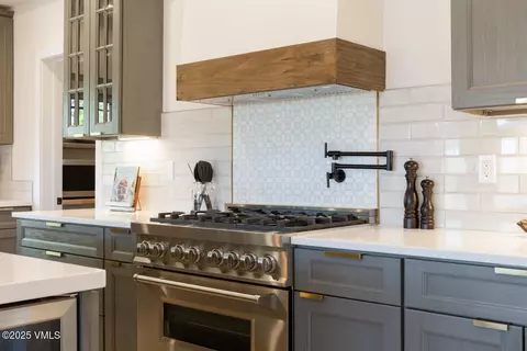 Kitchen - 207 Aidan Rd, Eagle, CO 81631 photo 6 of 6