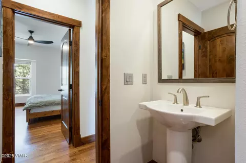 Bath - 209 Ryshot, Eagle, CO 81631 photo 3 of 4