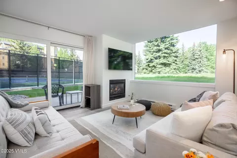 710 W Lionshead Cir #115, Vail, CO 81657