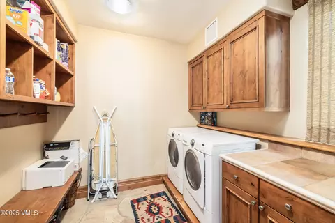 Other - 825 Forest Rd #2, Vail, CO 81657 photo 2 of 7