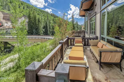 Exterior - 825 Forest Rd #2, Vail, CO 81657 photo 2 of 7