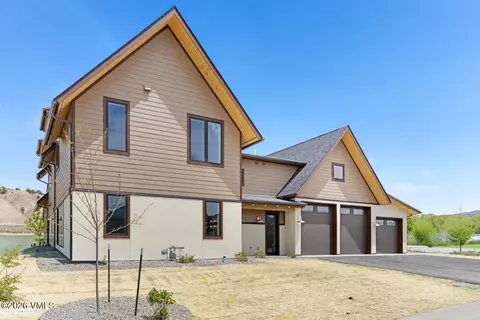 Exterior - 531 Mount Hope Cir, Eagle, CO 81631 photo 2 of 11