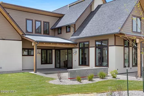 Exterior - 531 Mount Hope Cir, Eagle, CO 81631 photo 4 of 11