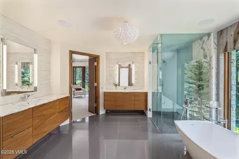 Bath - 2764 S Frontage Rd, Vail, CO 81657 photo 2 of 9