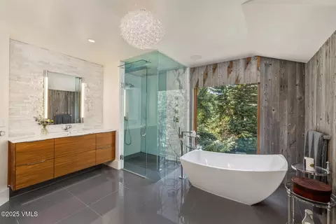 Bath - 2764 S Frontage Rd, Vail, CO 81657 photo 3 of 9