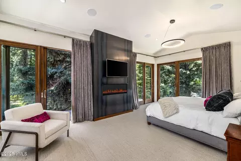 Bedroom - 2764 S Frontage Rd, Vail, CO 81657 photo 1 of 7