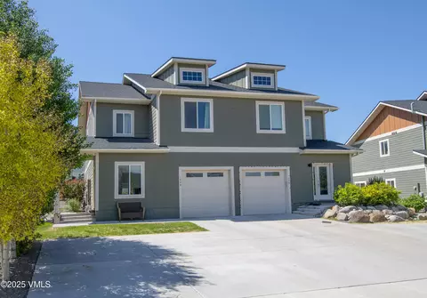 1000 Hawks Nest Ln, Gypsum, CO 81637