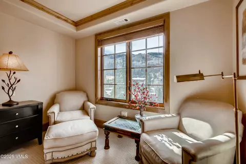 Bedroom - 434 S Frontage Rd E #403, Vail, CO 81657 photo 3 of 9