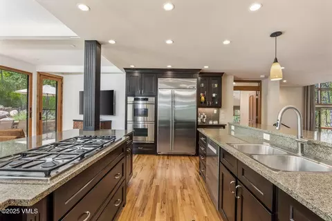 225 Eagle Crest Rd, Edwards, CO 81632 photo 11