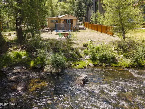 998 Main St, Minturn, CO 81645