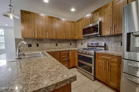 Kitchen - 28 Gambel St, Eagle, CO 81631 photo 3 of 5