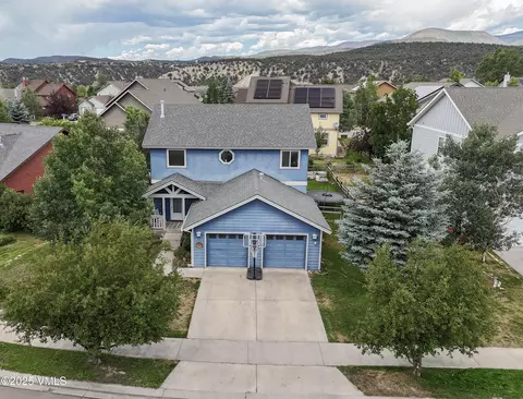 541 Bluffs Dr, Eagle, CO 81631