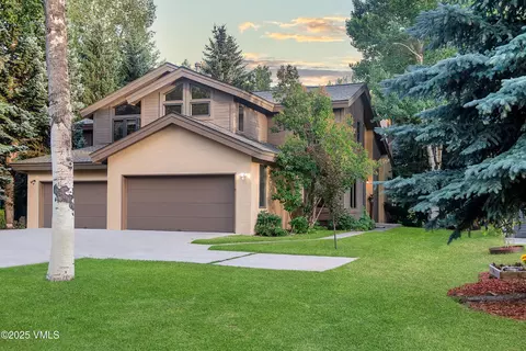 100 Deer Blvd #B, Avon, CO 81620