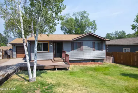 250 Park St, Gypsum, CO 81637