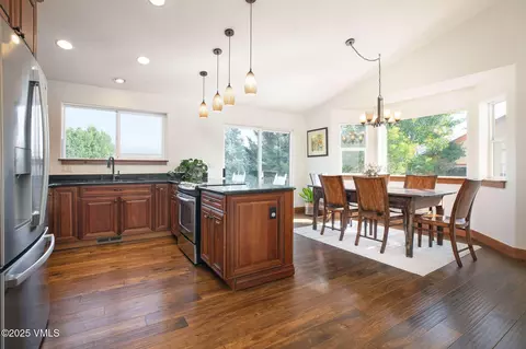 9 Condor Dr, Eagle, CO 81631