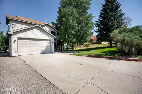 9 Condor Dr, Eagle, CO 81631 photo 2