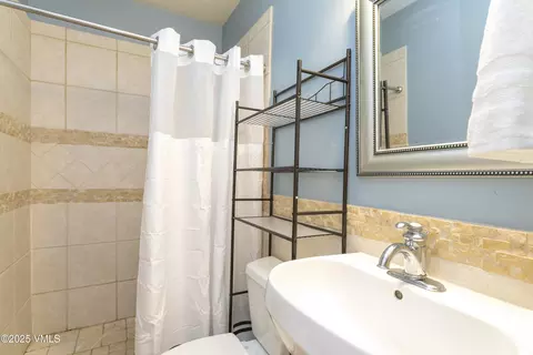 Bath - 20 Macdonald St, Eagle, CO 81631 photo 4 of 4