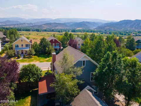 View/Area - 73 Wren Ct, Eagle, CO 81631 photo 3 of 9