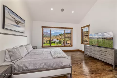 Bedroom - 944 Hernage Creek Rd, Eagle, CO 81631 photo 2 of 5