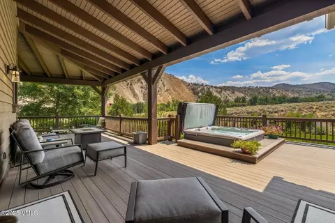 Exterior - 944 Hernage Creek Rd, Eagle, CO 81631 photo 4 of 16