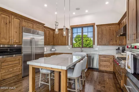 Kitchen - 944 Hernage Creek Rd, Eagle, CO 81631 photo 5 of 5