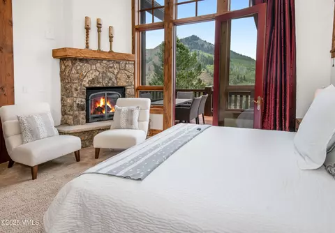 Bedroom - 1201 Eagle Dr, Eagle-vail, CO 81620 photo 2 of 3