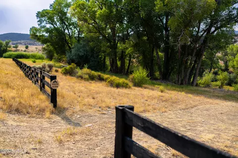 1633 W Diamond Star Rd, Eagle, CO 81631 photo 8