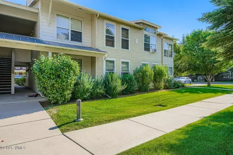 29 Pearch St #B201, Eagle, CO 81631