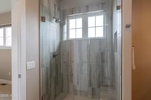 Bath - 88 Soleil Cir, Eagle, CO 81631 photo 4 of 7