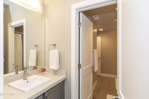 Bath - 88 Soleil Cir, Eagle, CO 81631 photo 6 of 7