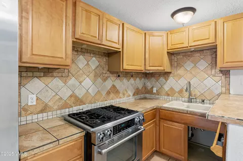 Kitchen - 487 Eagle St, Red Cliff, CO 81649 photo 3 of 3